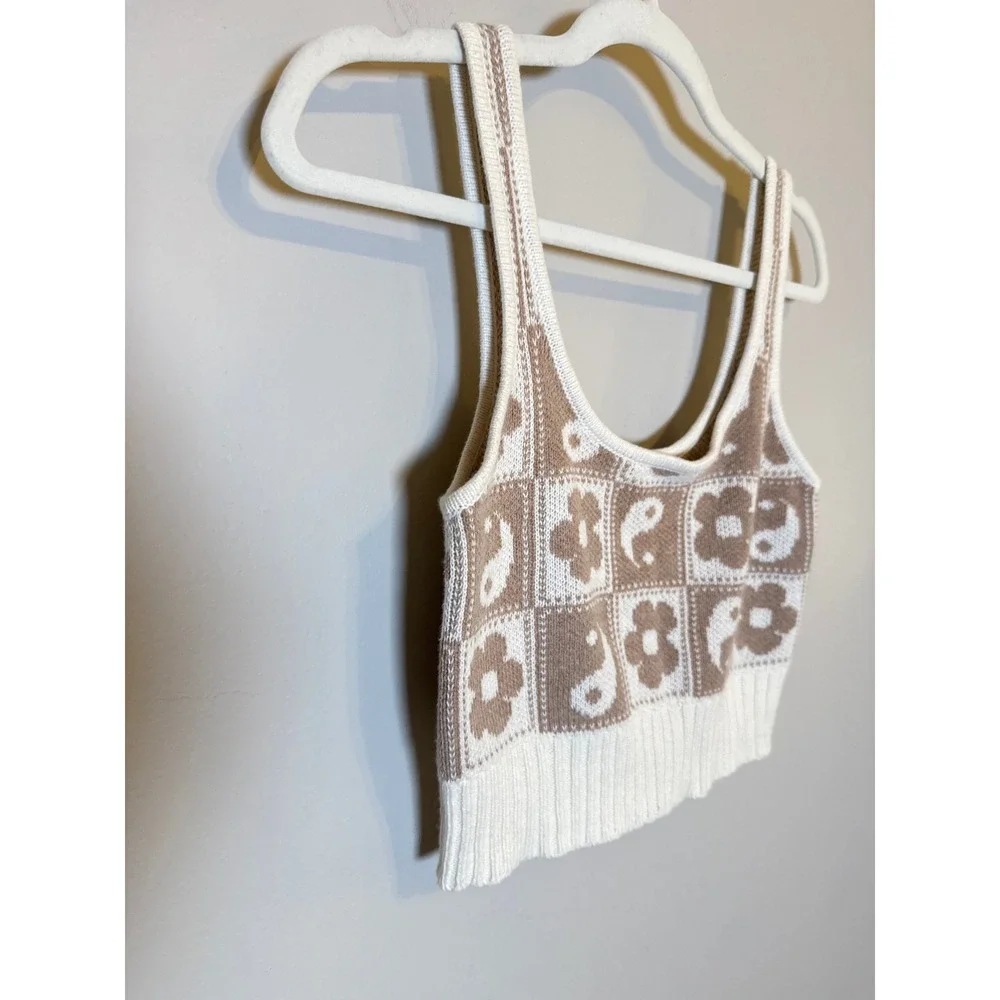American Eagle • NWT Floral Yin Yang Knit Crop Tank Top Cream Brown Size S - Picture 8 of 10